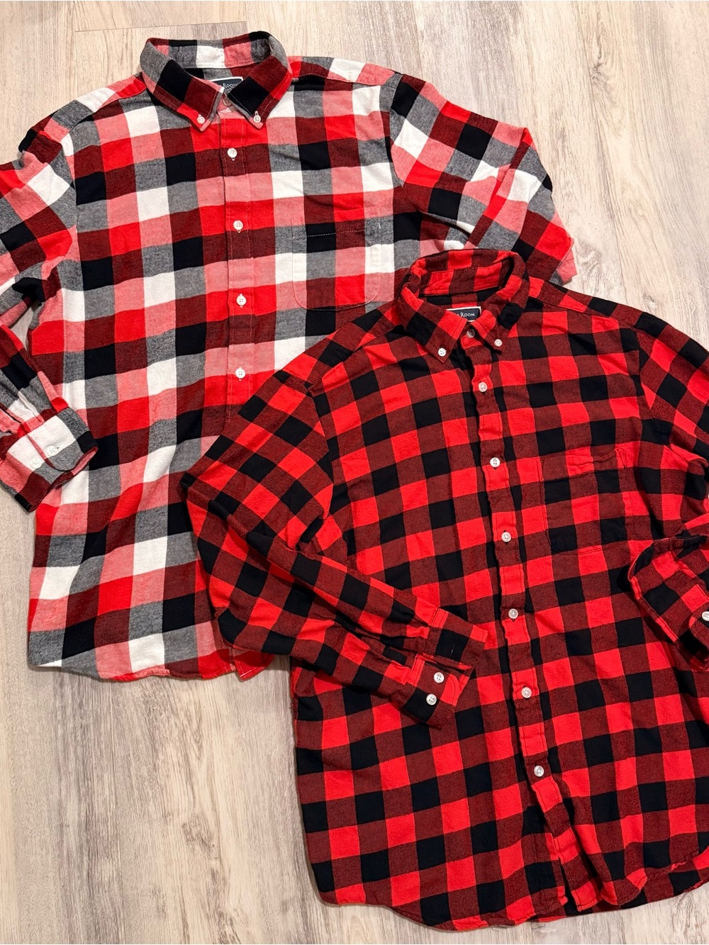Club Room Red and Black Plaid Button-Down Shirt Bundle Men’s Large